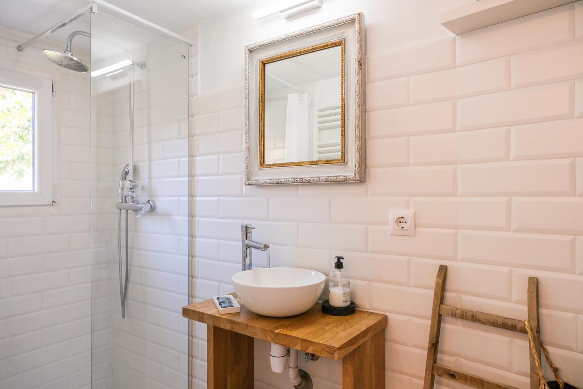 Cal Capó alojamiento con jacuzzi Apartamento Besalú Exterior foto